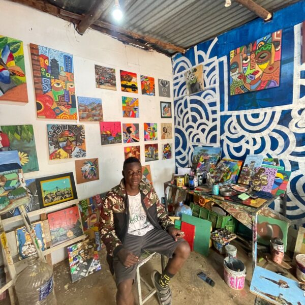 Kibera Walking Art Tour - Travel4Purpose in Nairobi City - Kenya (6)