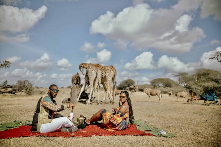 Giraffe Picnic in Kenya - Travel4Purpose Honeymoon and Proposals